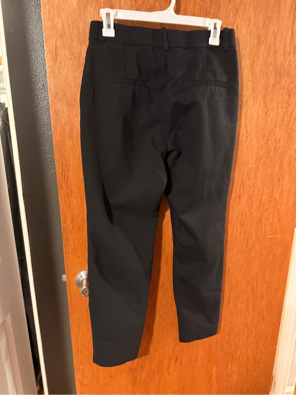 H&M Classic Black Women's Tailored Pants - Picture 2 of 3
